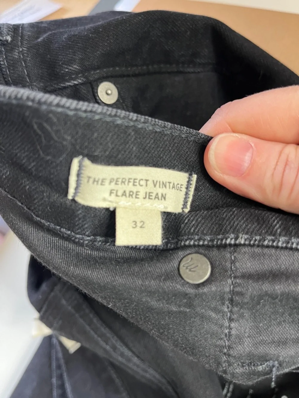 Madewell Black The Perfect Vintage Flare Jean in Sherborn Wash Size 32 Like New